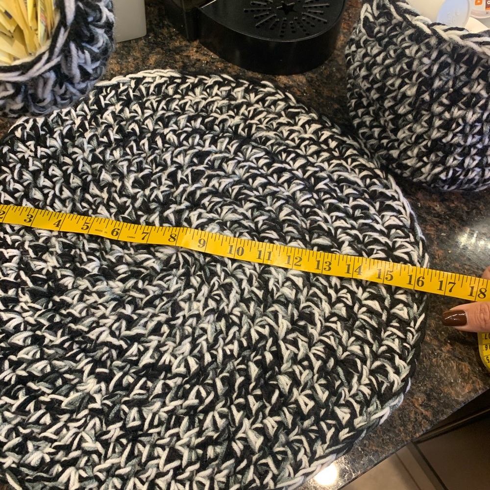 Handmade crocheted 🧶 items - Picture 4 of 4